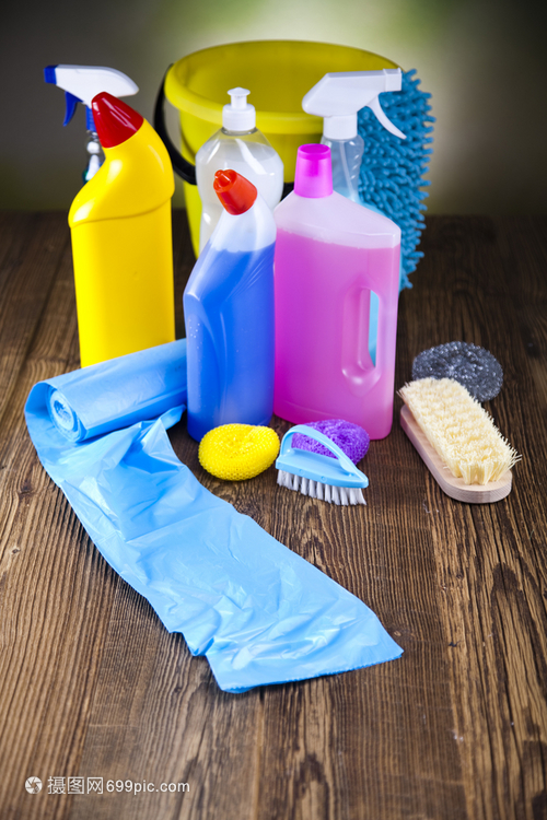 清潔用品 家庭與工作中的多彩世界
