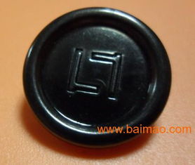 石獅服裝輔料供應新篇章 尚品匯紐扣與撞釘，美觀大方引領(lǐng)潮流