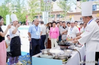 烹飪大師胡曉遠應邀參加江西浮梁縣美食節活動